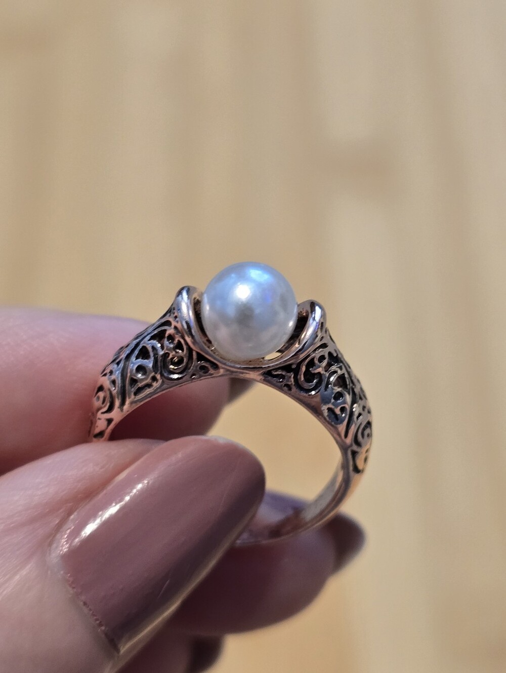 Vintage Style Pearl Filigree Ring Silver Scrollwork Carved Cocktail Band